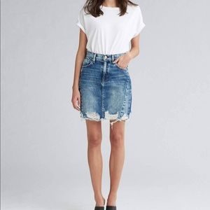 NWT! Hudson Jeans LuLu Frayed Denim Skirt